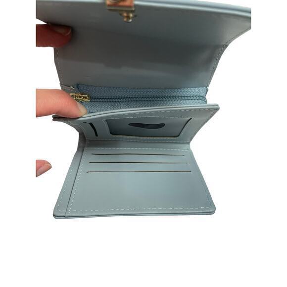 NWOT Horizontal Closure Bi-Fold, Key Chain Wallet, Soft Baby Blue, Feather Charm - Picture 8 of 9